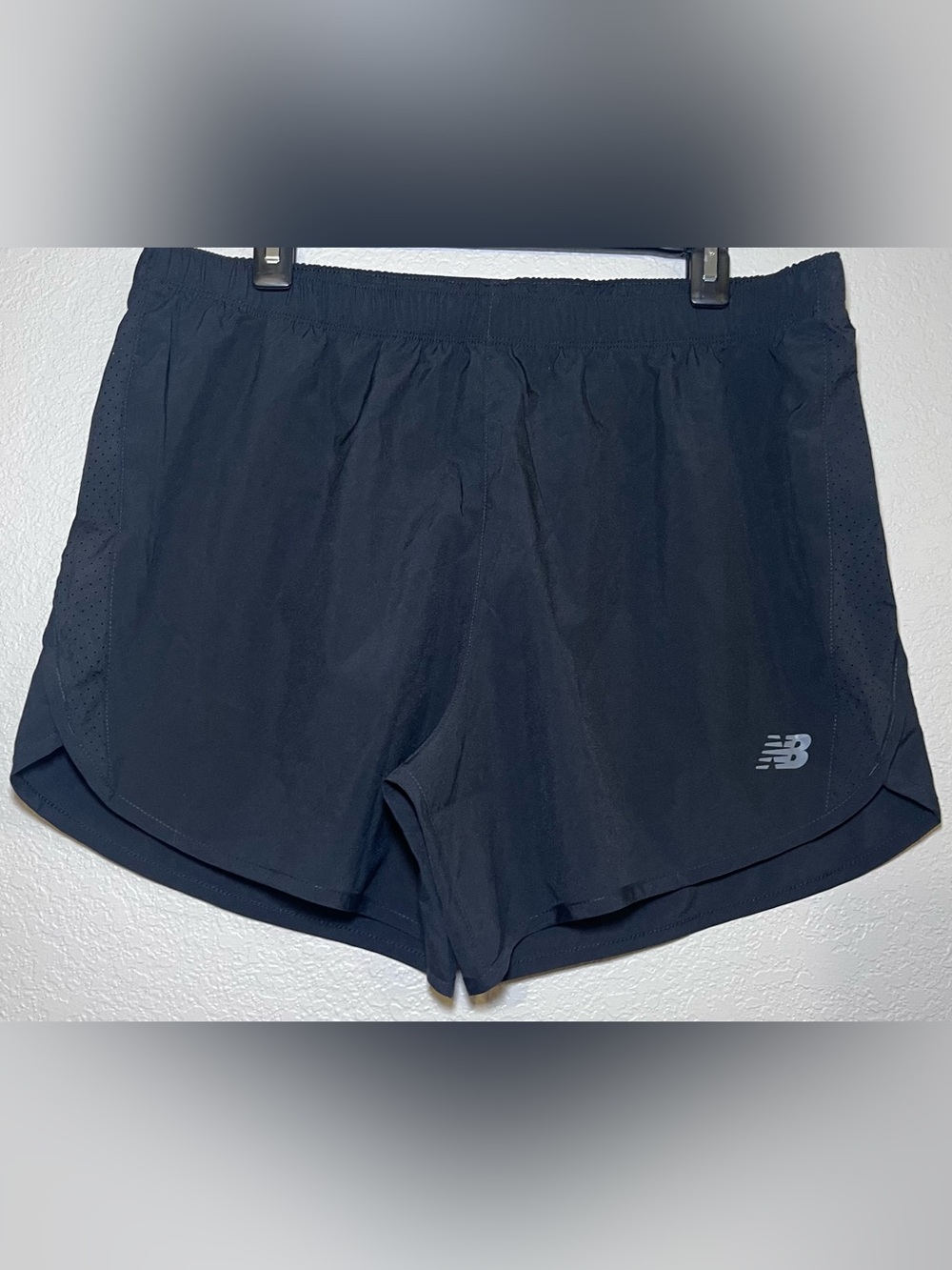 New Balance Women's Black Running Shorts Drawstring Unlined WS91828X Size Large